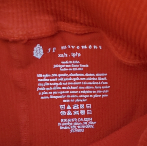 ❤ Free People Ultra High Rise Happiness Runs Leggings ❤ - Picture 9 of 16